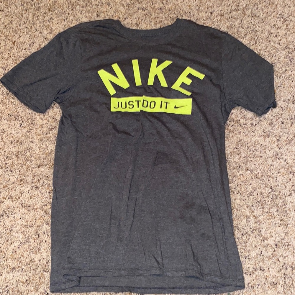 Nike Shirt